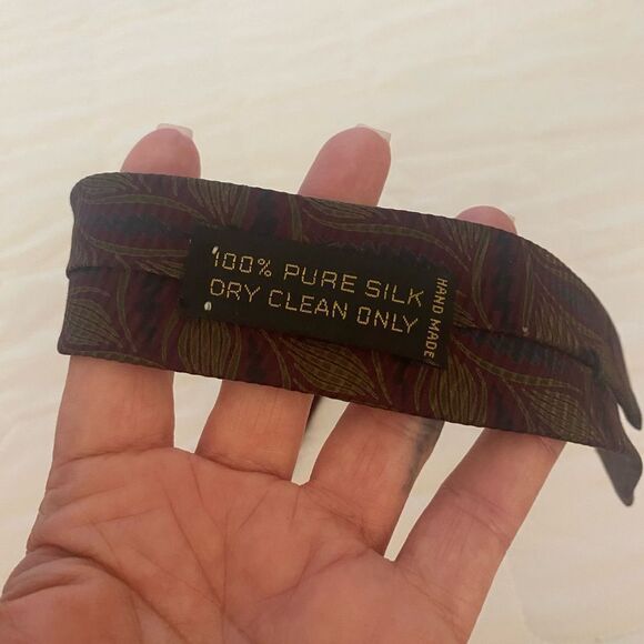 Giorgio Armani 100% pure silk tie - Picture 5 of 5